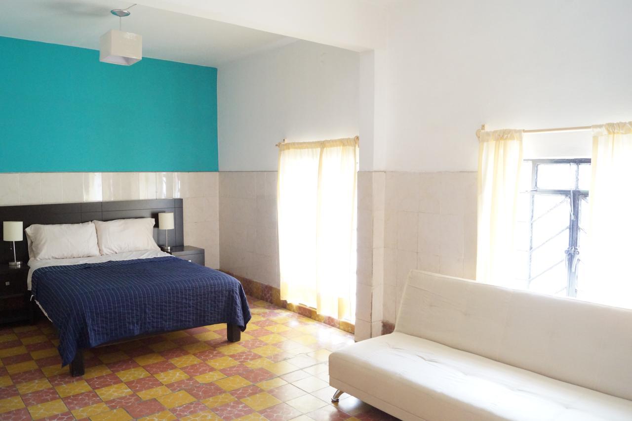 Casa De Los Soles B&B Hostal Tlaquepaque Eksteriør billede